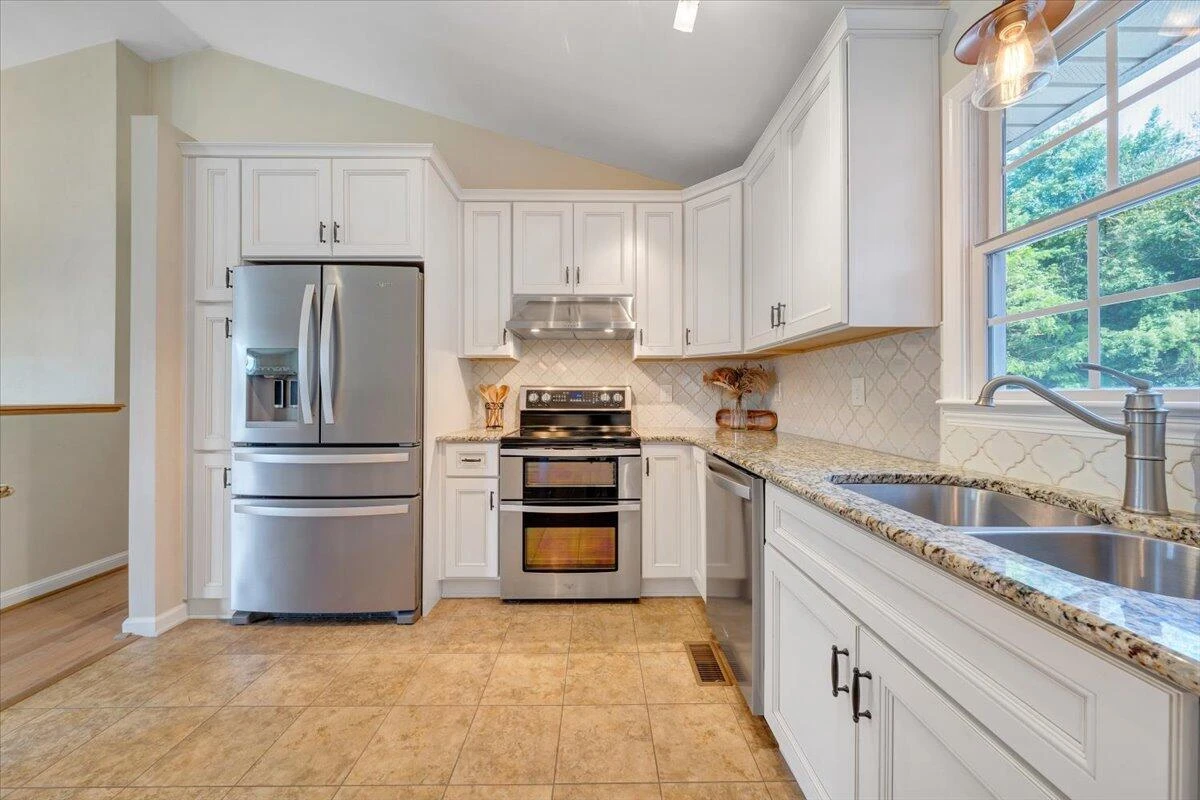 4323 Quail DR - Photo 9