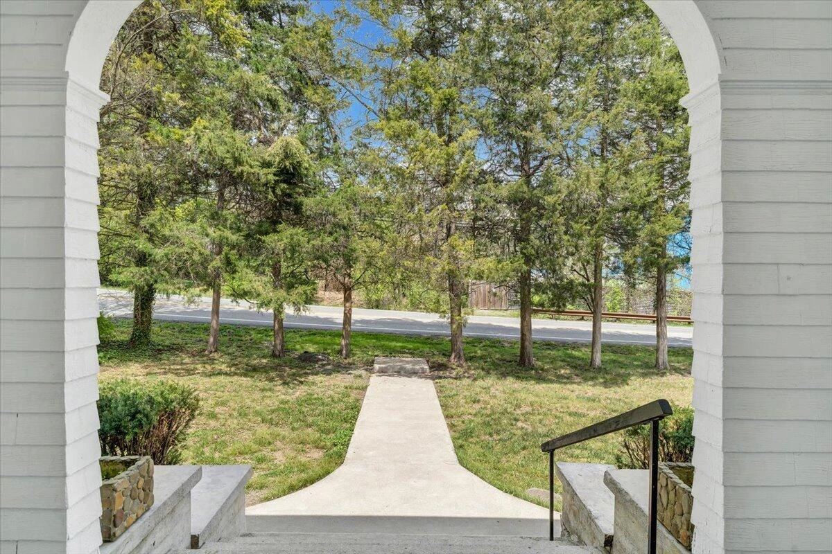 616 Midland TRL - Photo 8
