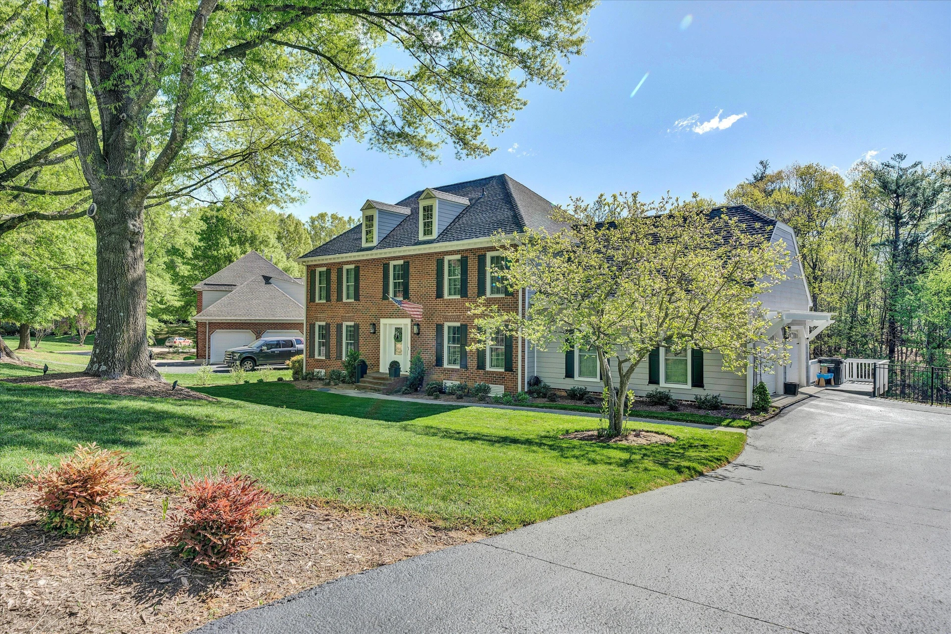 5902 Cavalier DR - Photo 2