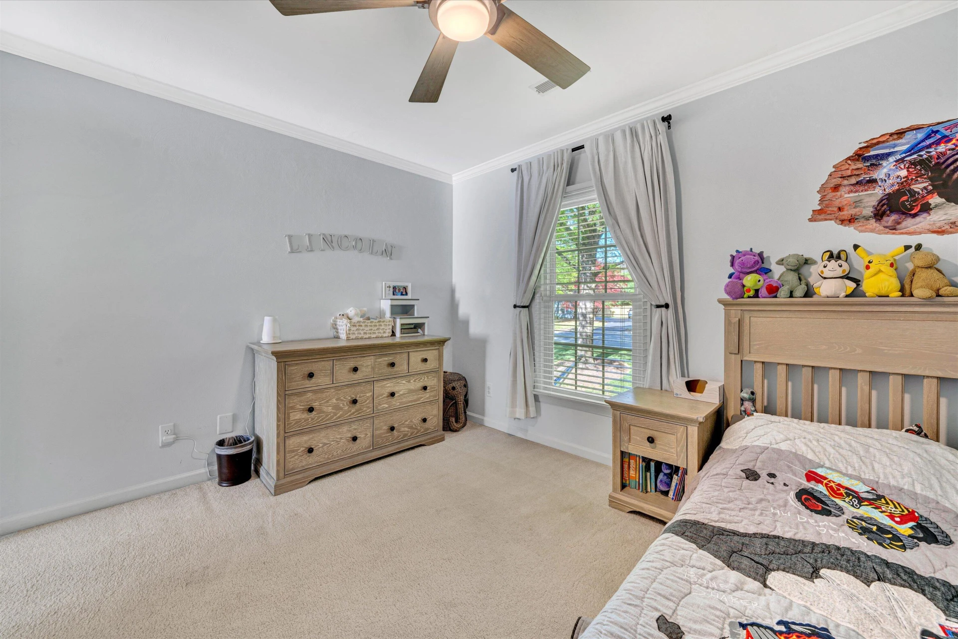 5902 Cavalier DR - Photo 45