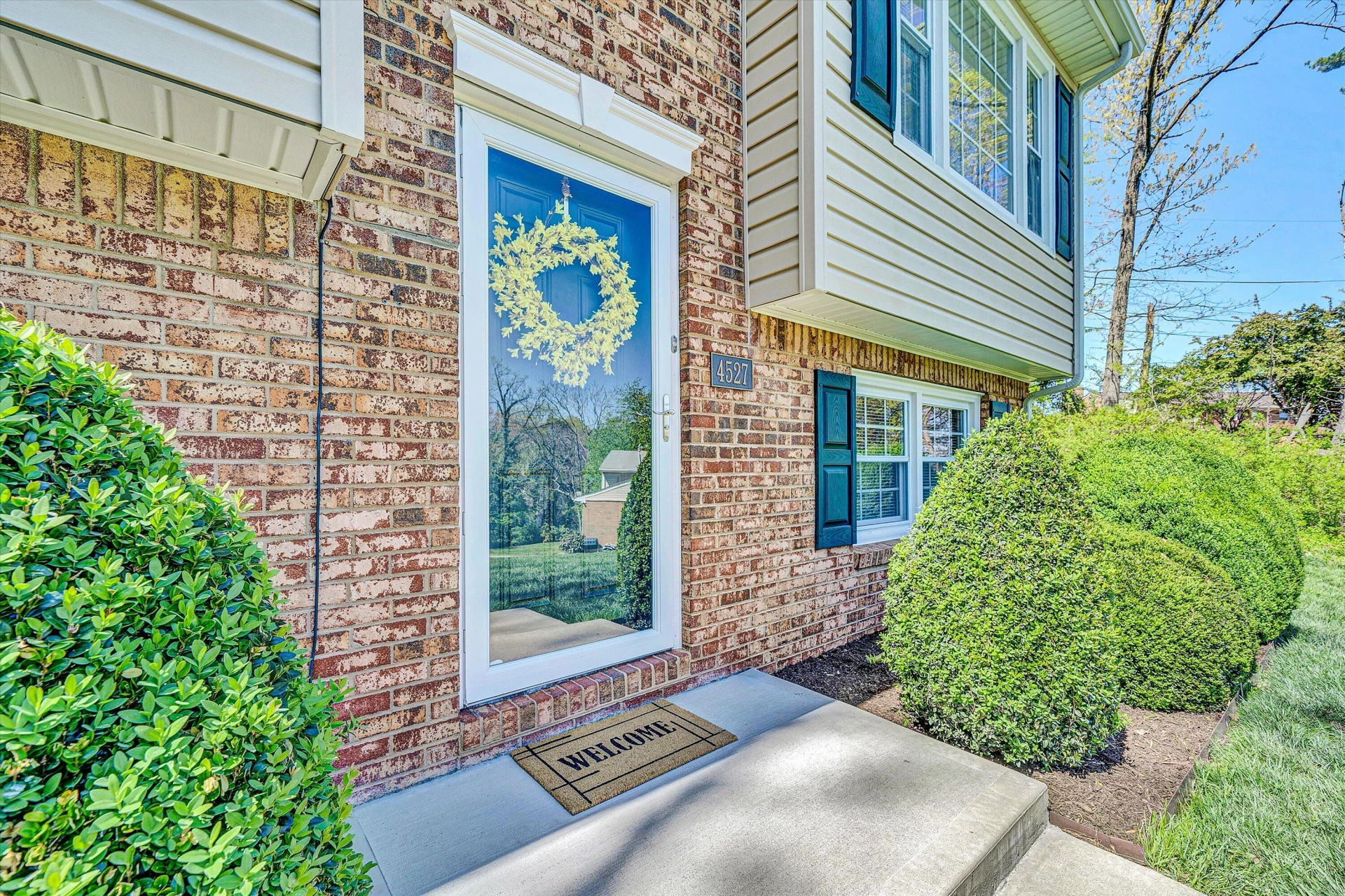 4527 Tanglewood LN - Photo 6