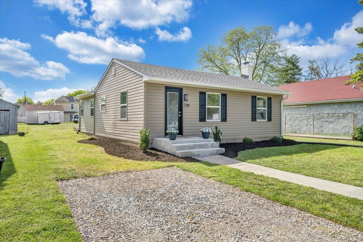 719 Delaware ST - Photo 28