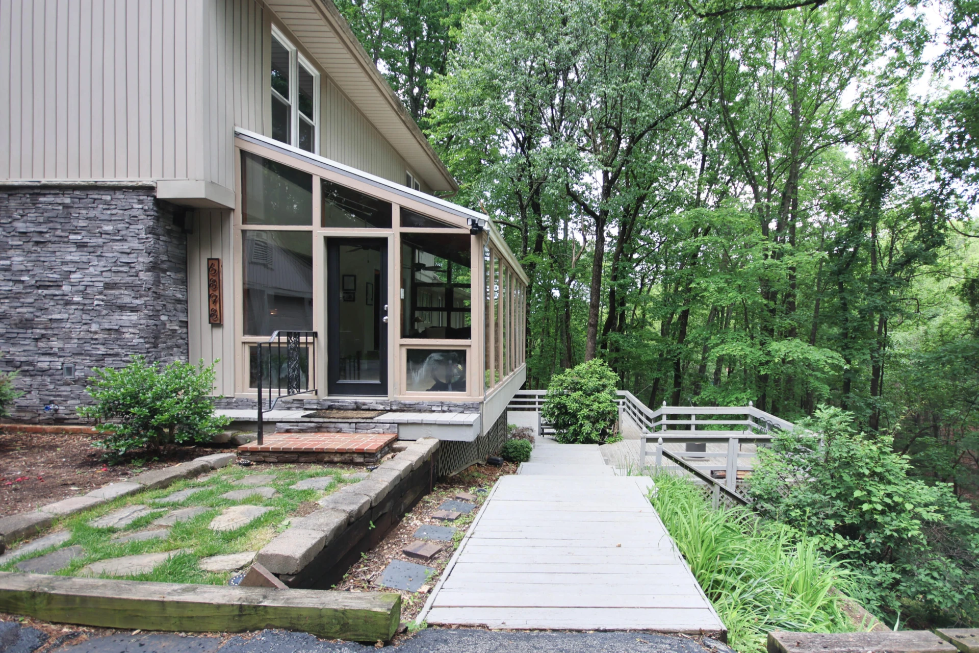 6898 Sugar Rum Ridge RD - Photo 38