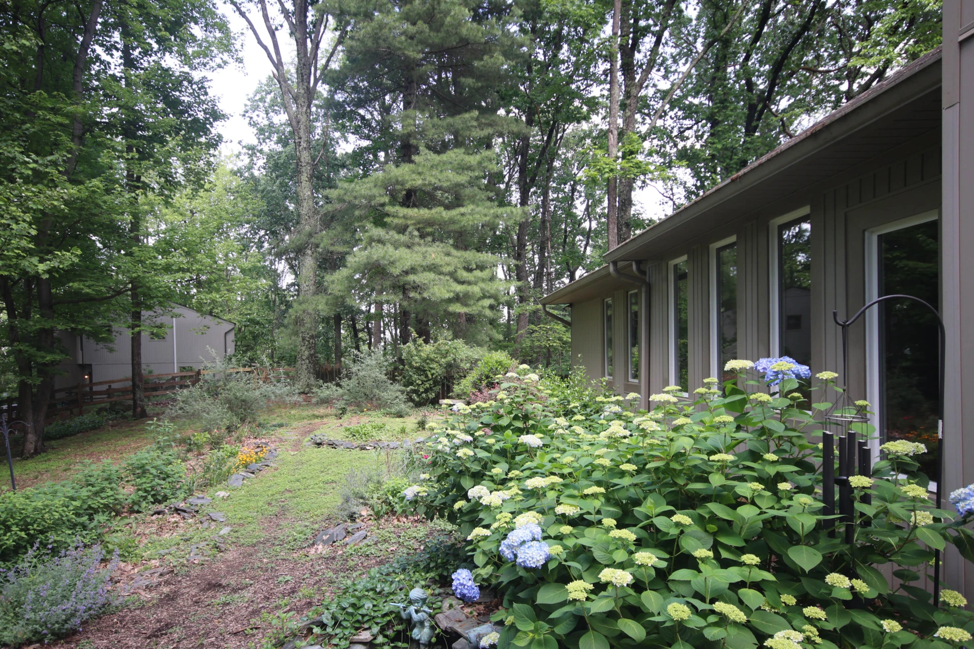 6898 Sugar Rum Ridge RD - Photo 44