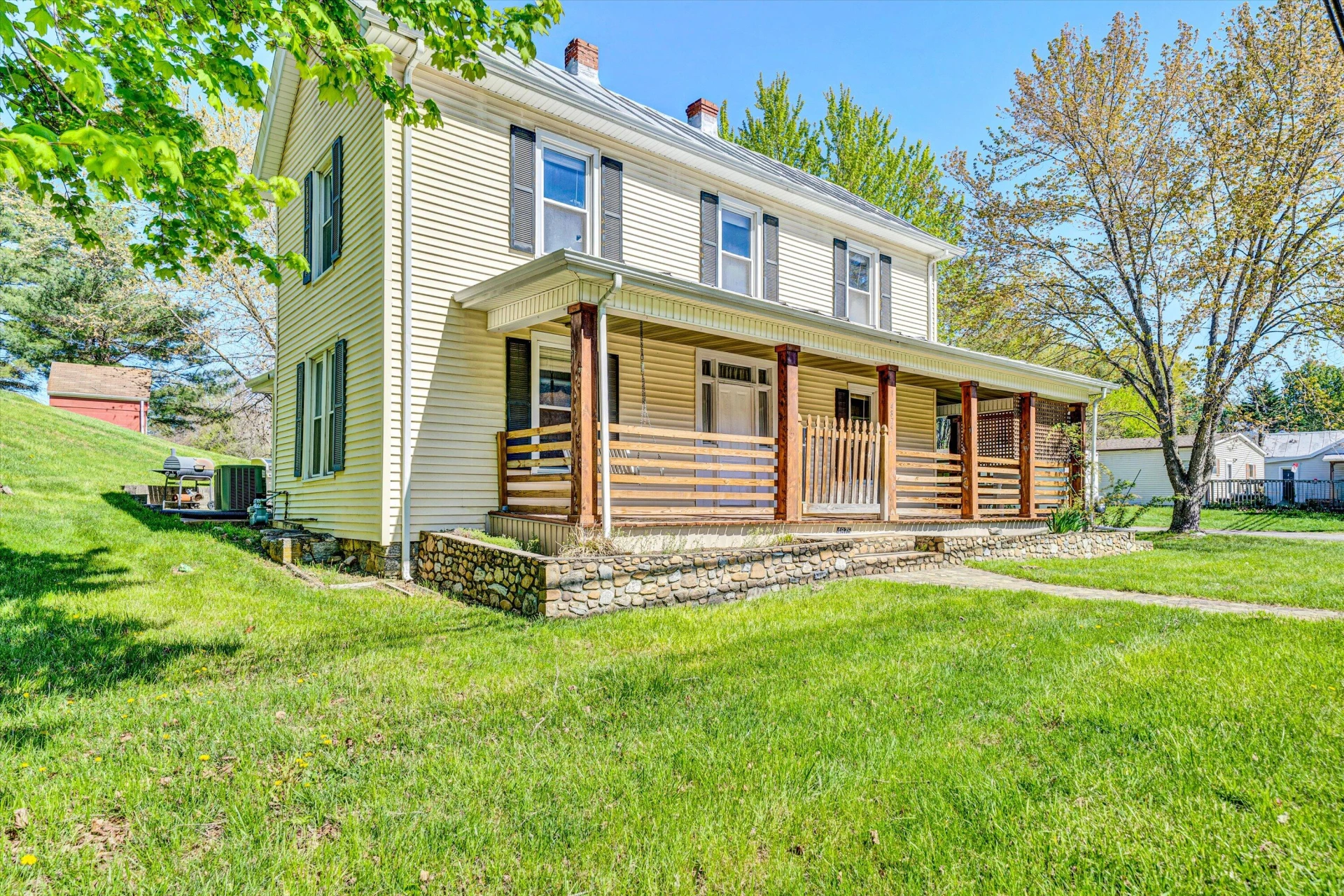 4875 Lee - Photo 2