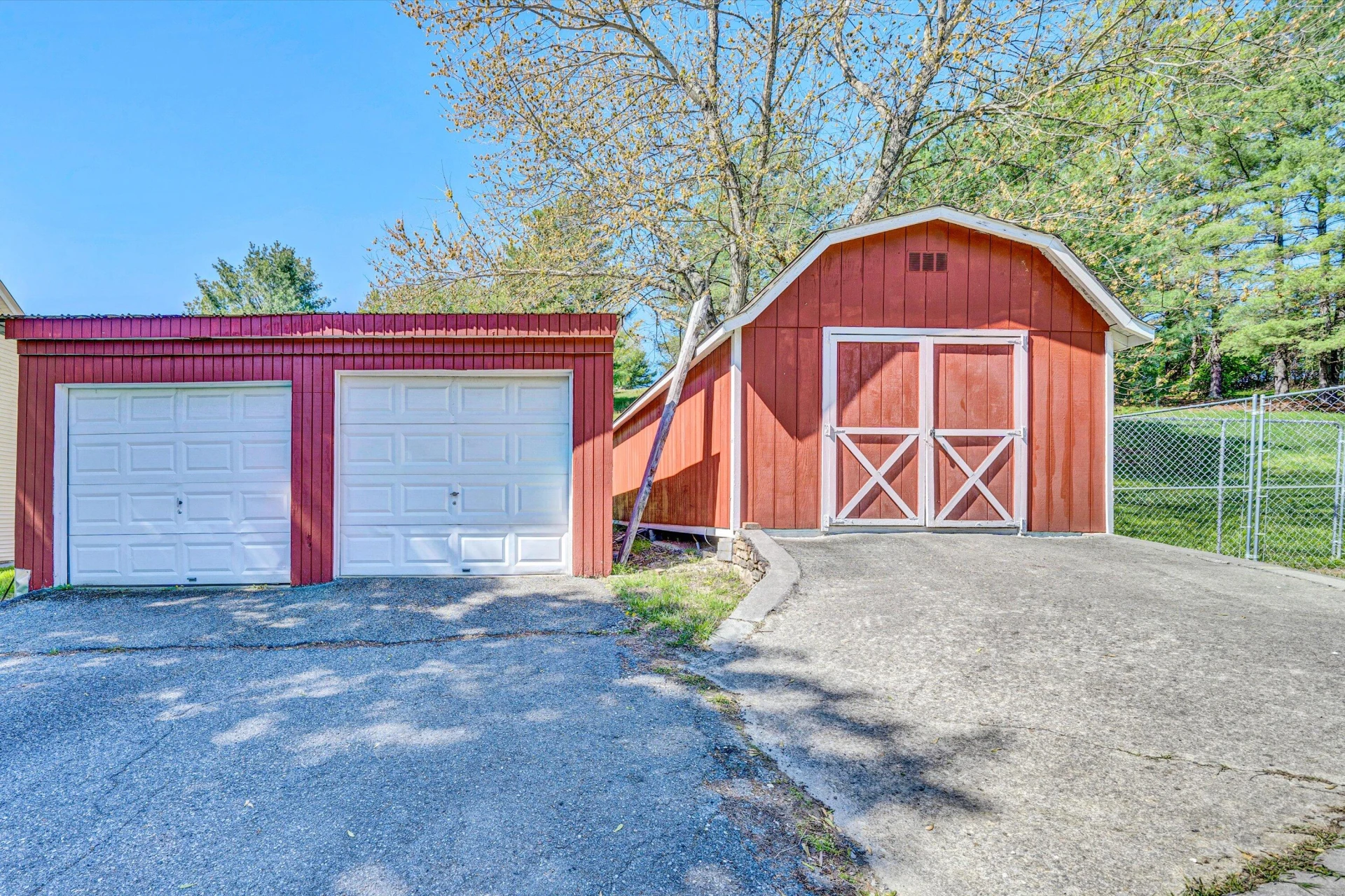 4875 Lee - Photo 40