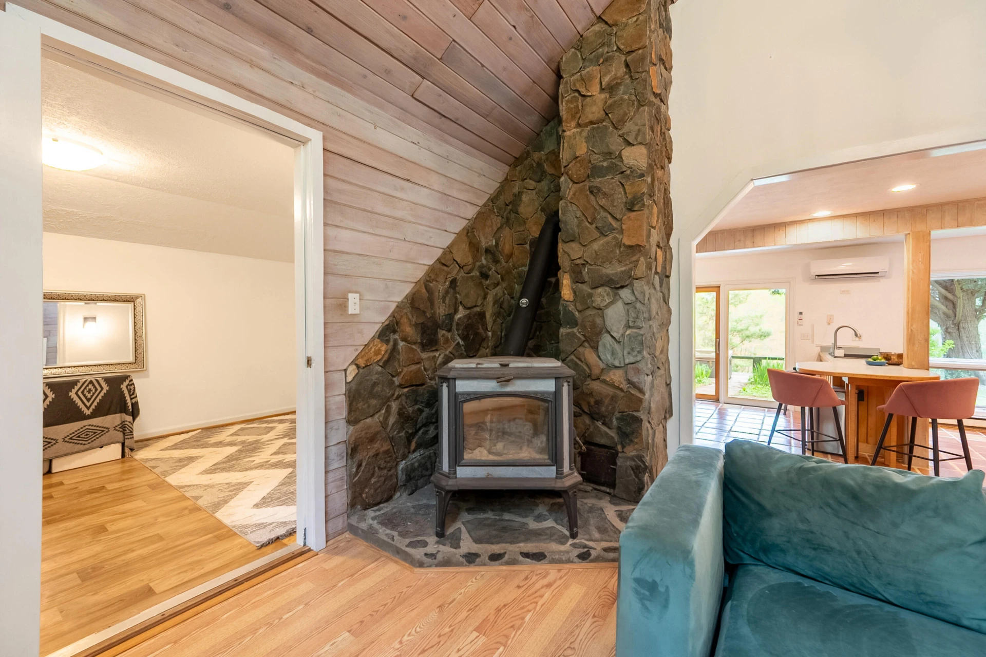 1053 Thomas Farm RD - Photo 11