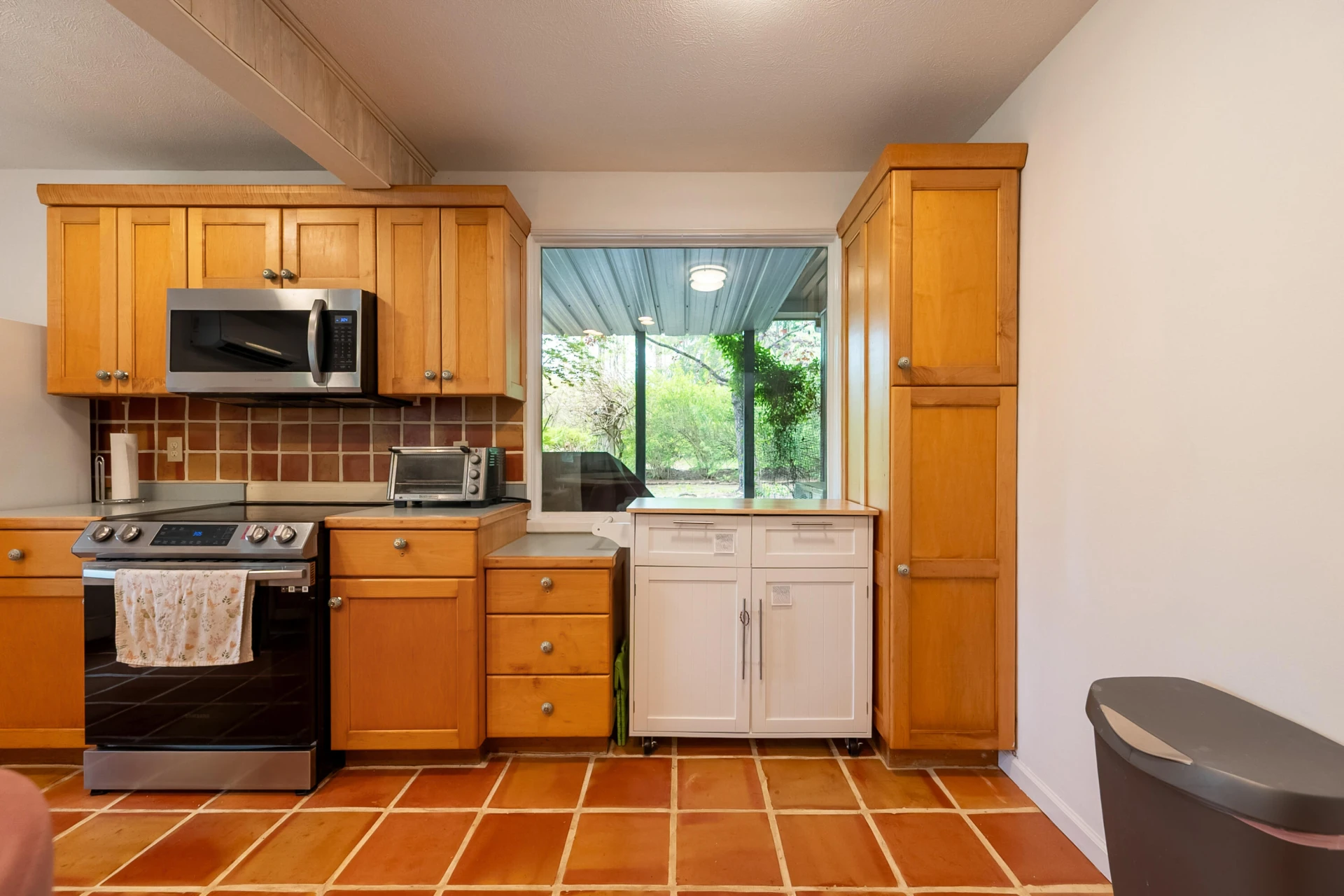1053 Thomas Farm RD - Photo 16
