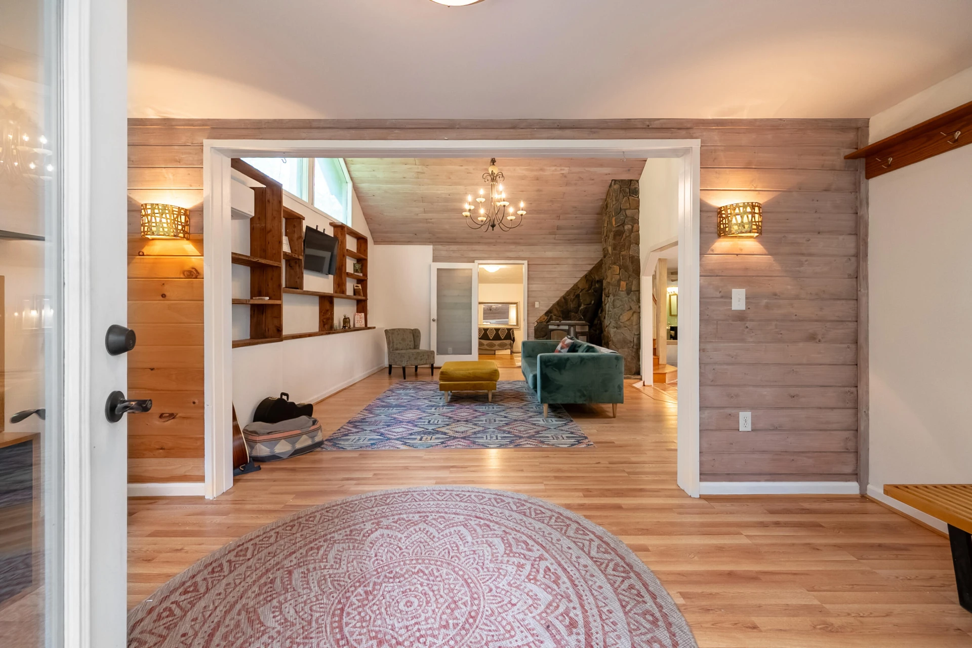 1053 Thomas Farm RD - Photo 5