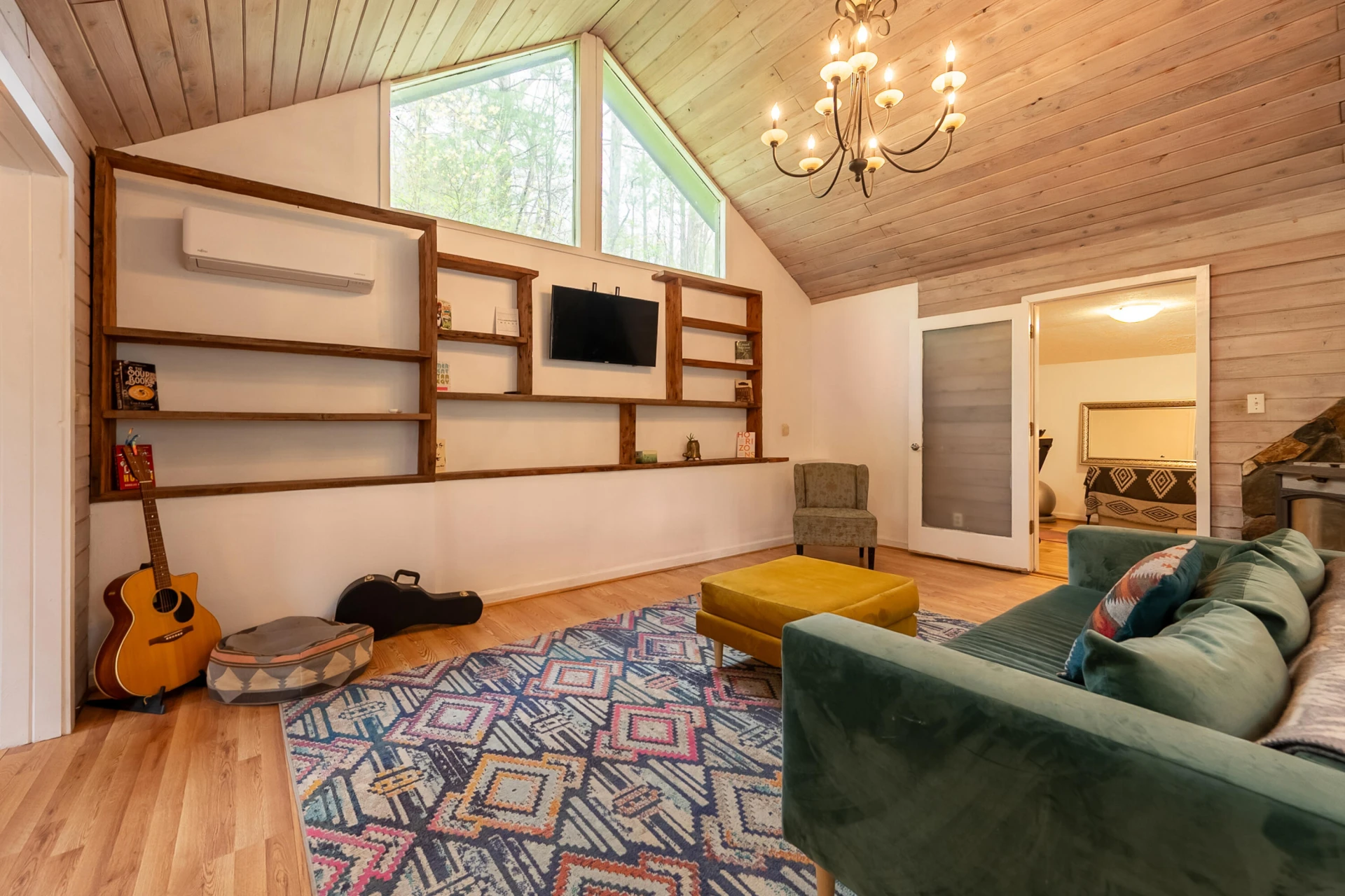1053 Thomas Farm RD - Photo 8