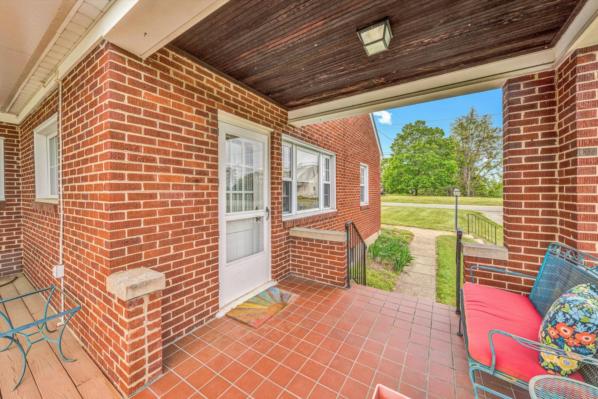 2039 Mayfield DR - Photo 27