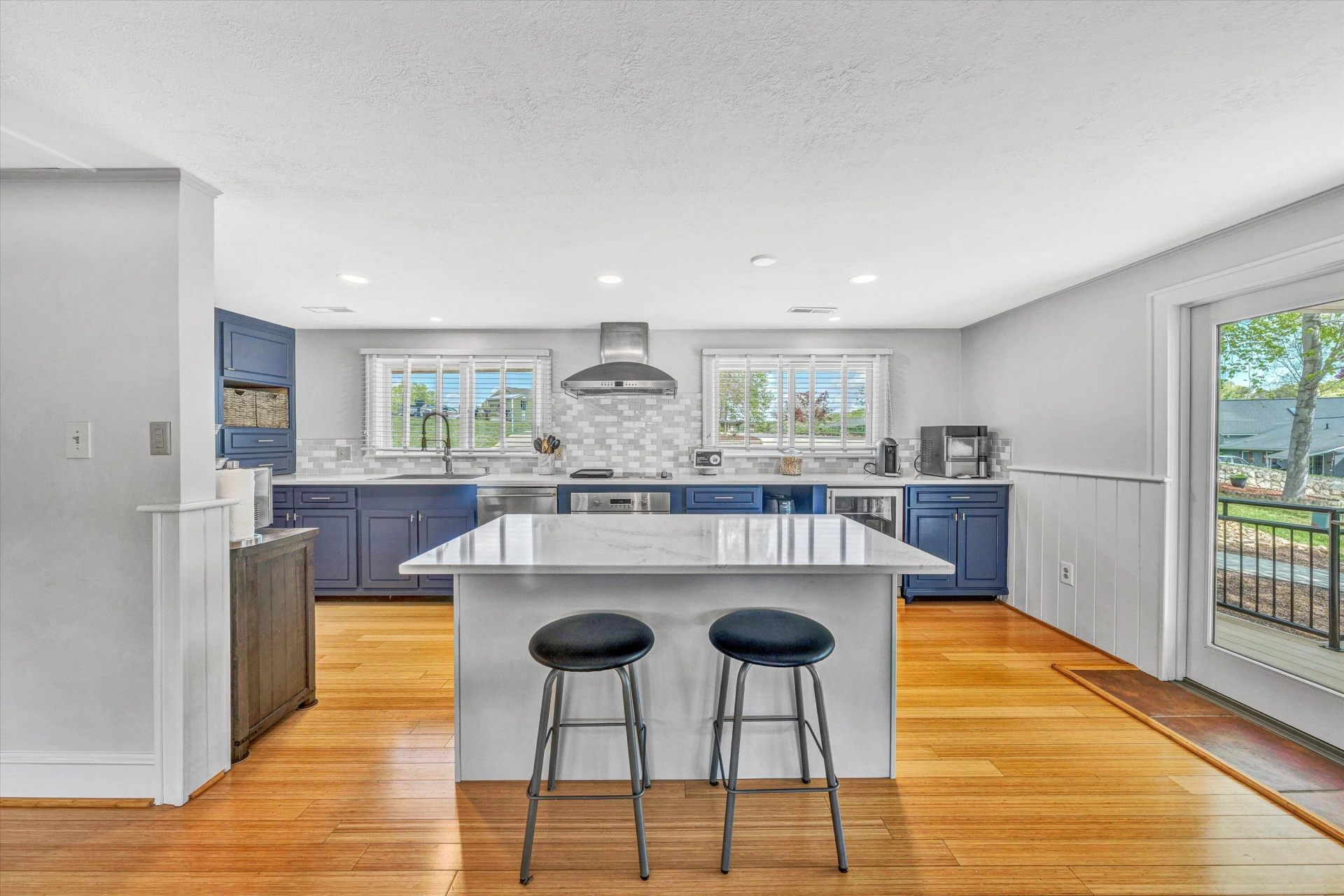382 Blue Lake RD - Photo 12