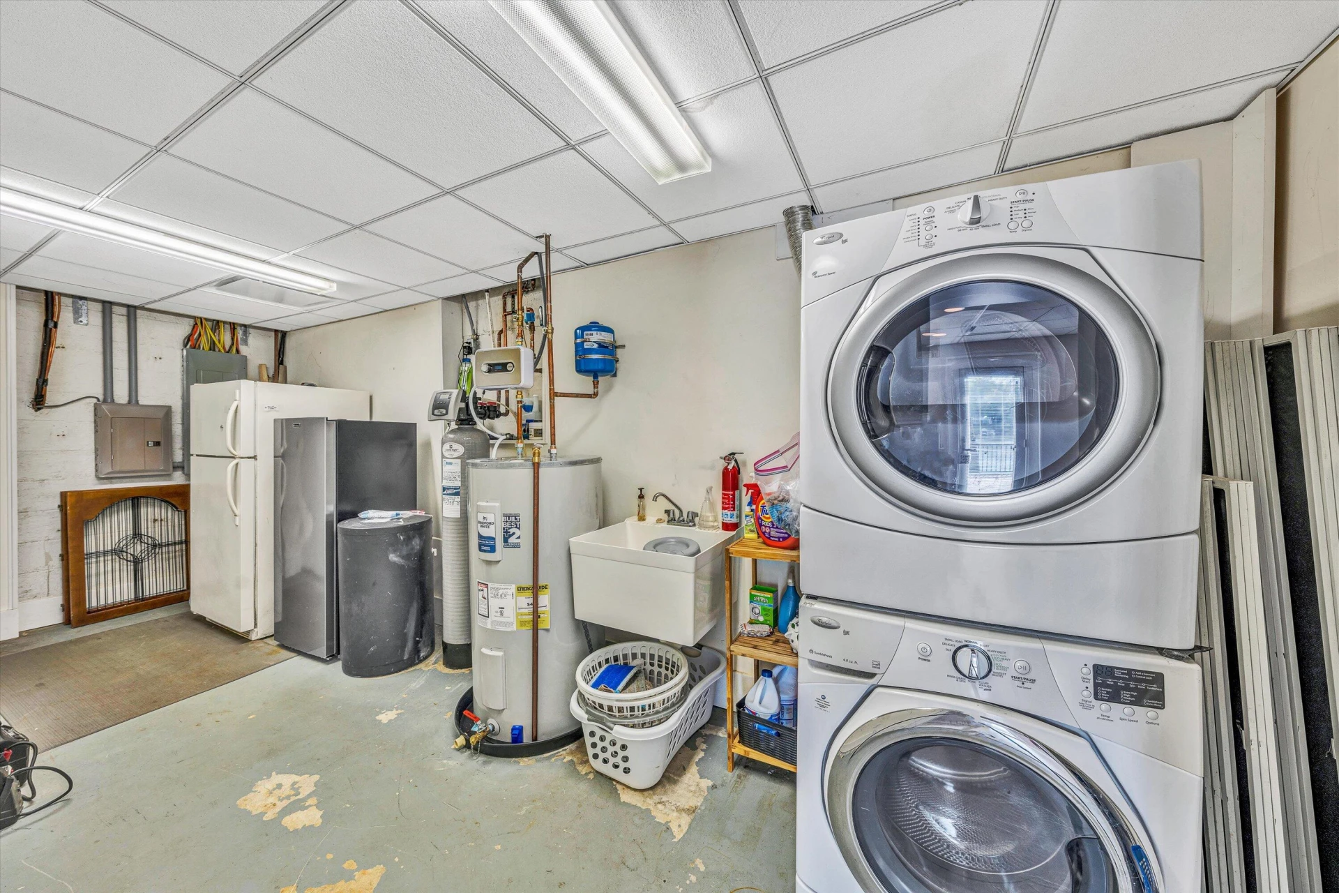 382 Blue Lake RD - Photo 42