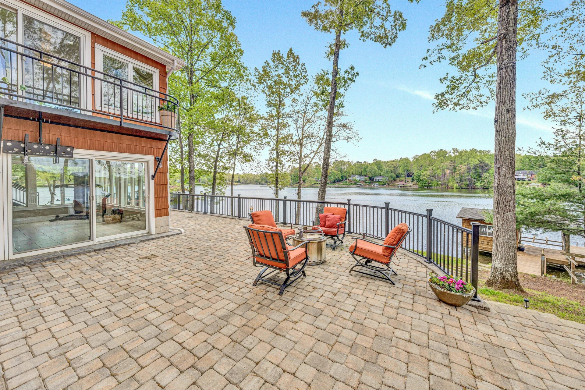 382 Blue Lake RD - Photo 43