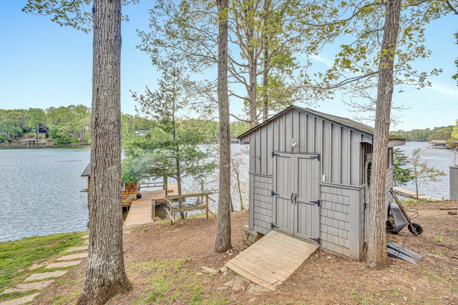 382 Blue Lake RD - Photo 47