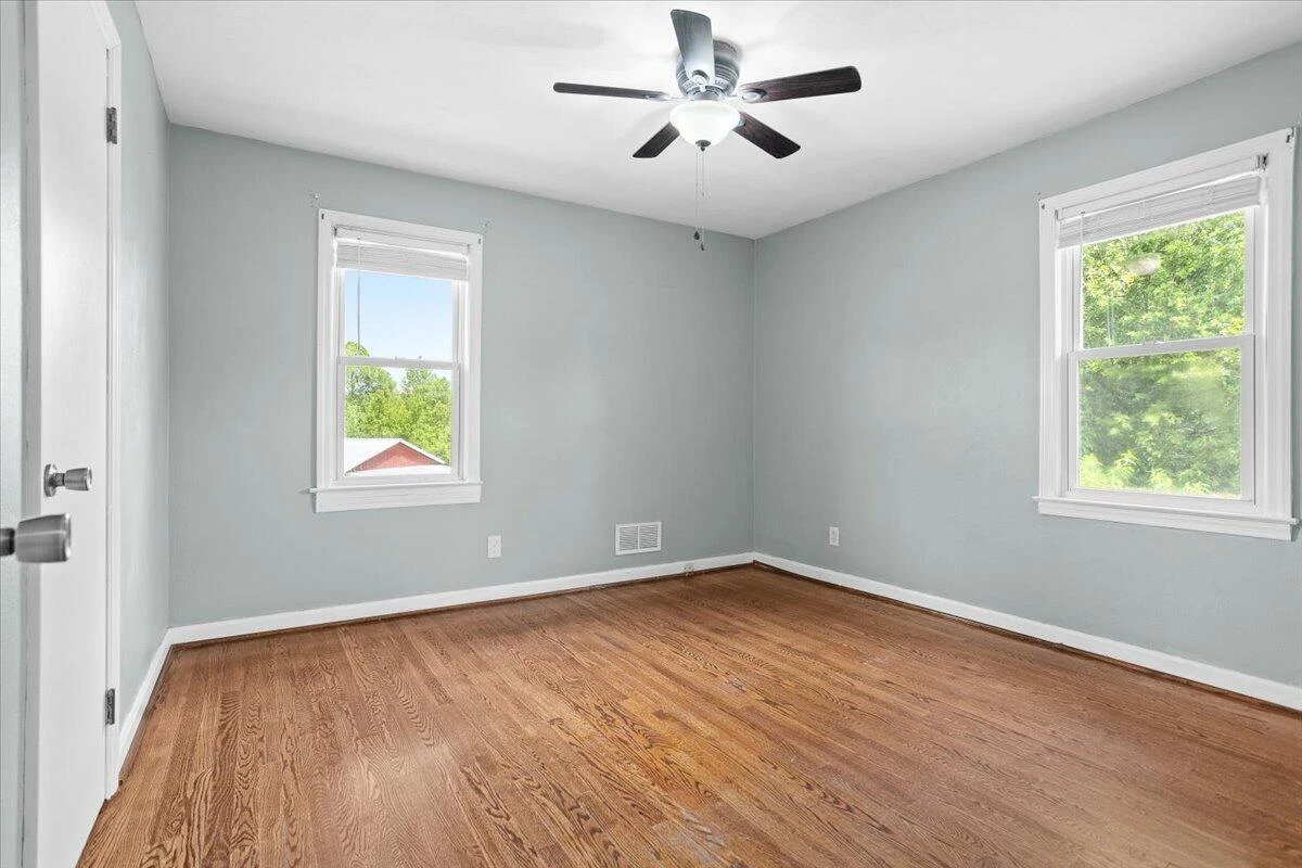 9462 Goodview RD - Photo 18