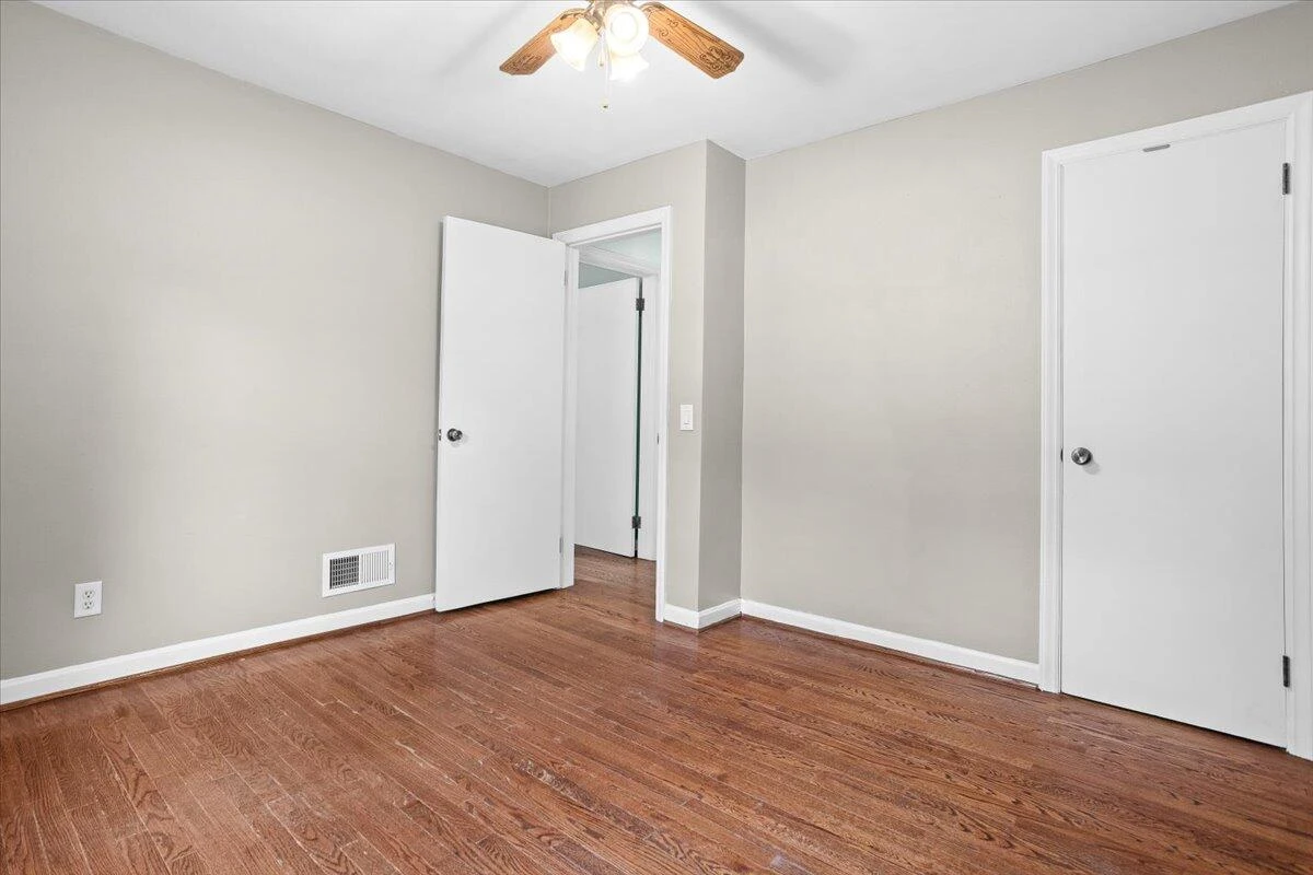 9462 Goodview RD - Photo 23