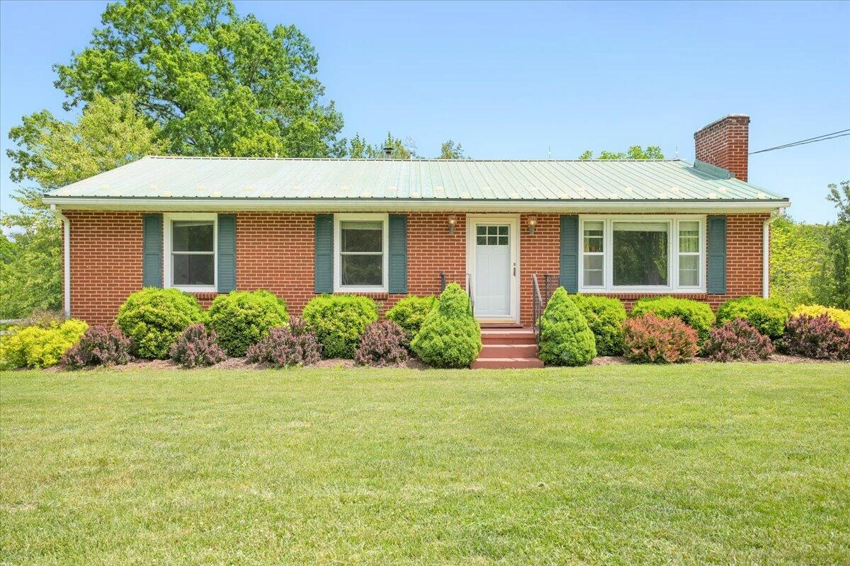 9462 Goodview RD - Photo 3