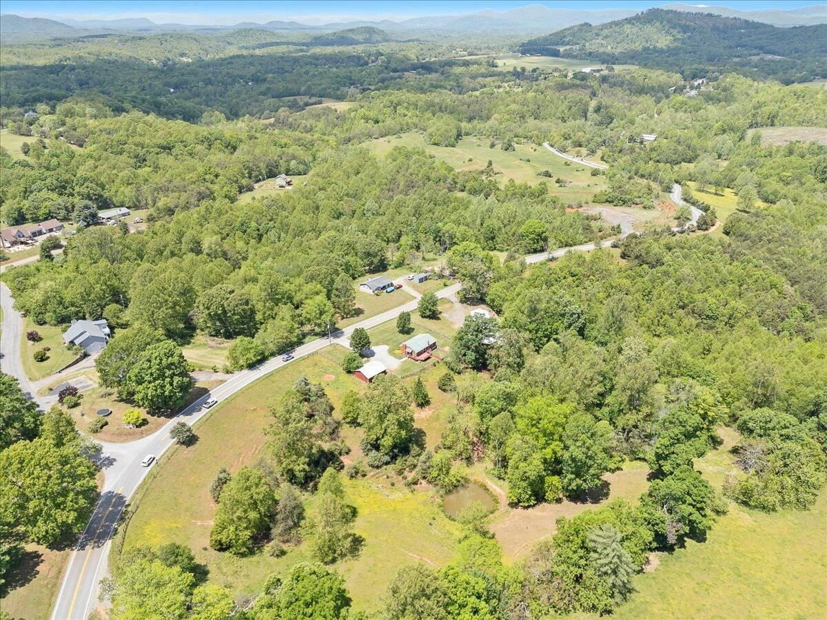 9462 Goodview RD - Photo 40