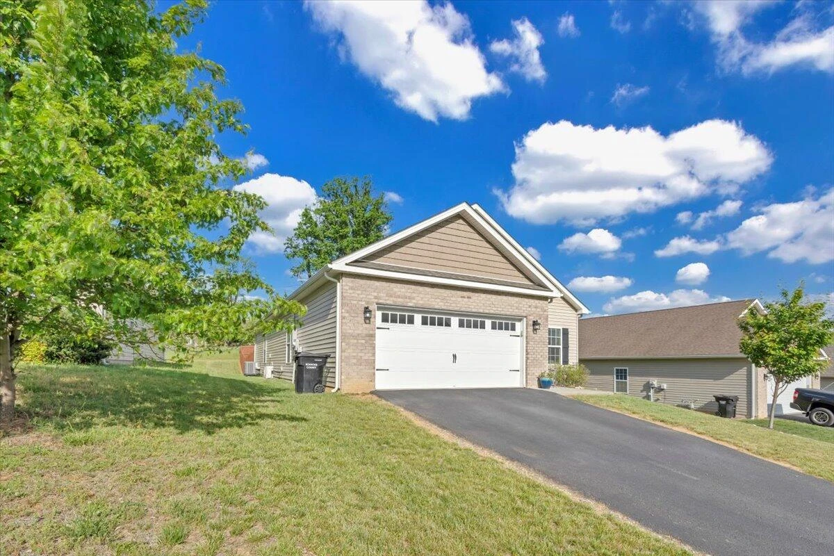 2009 Lawson LN - Photo 3