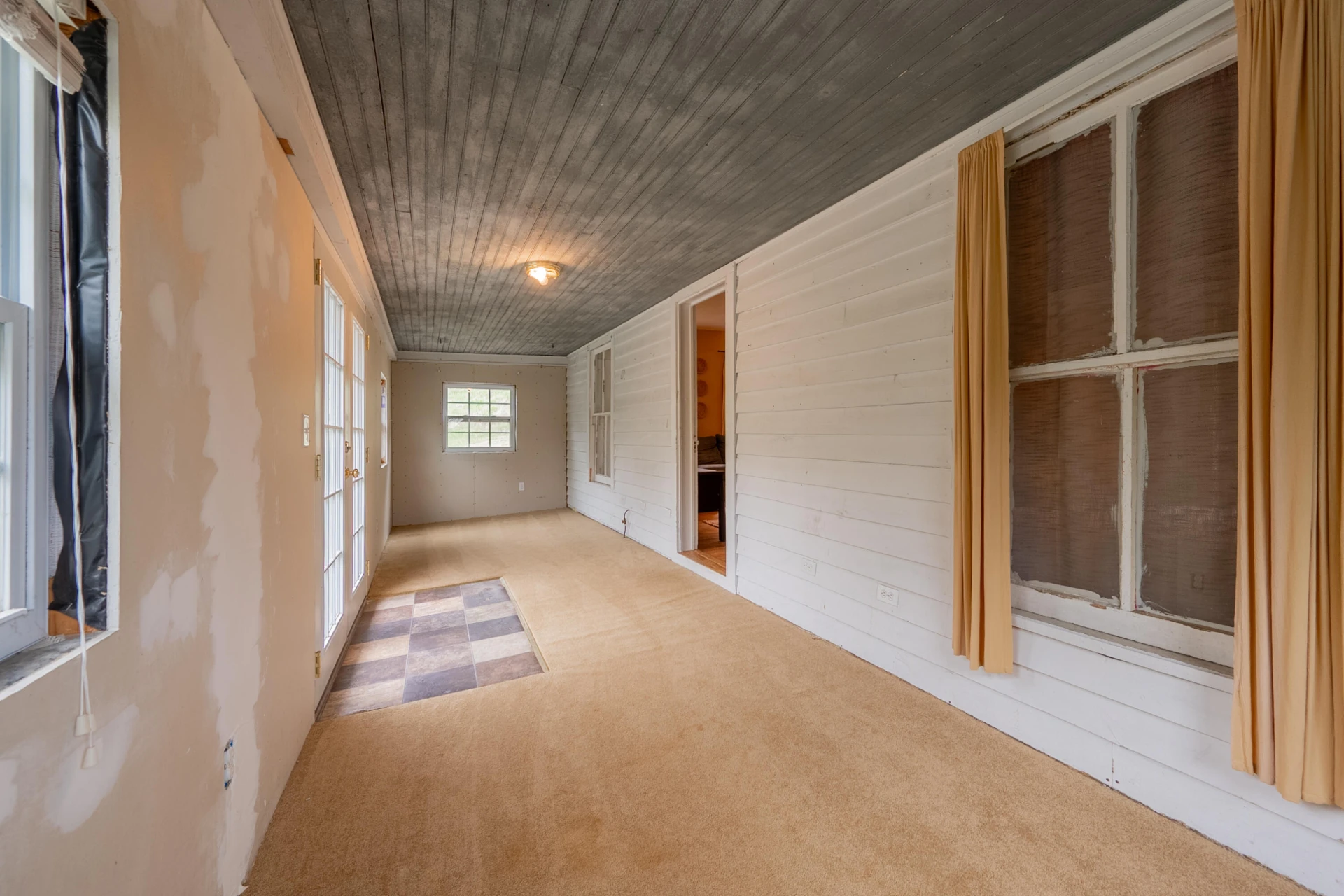 860 Floyd HWY - Photo 36