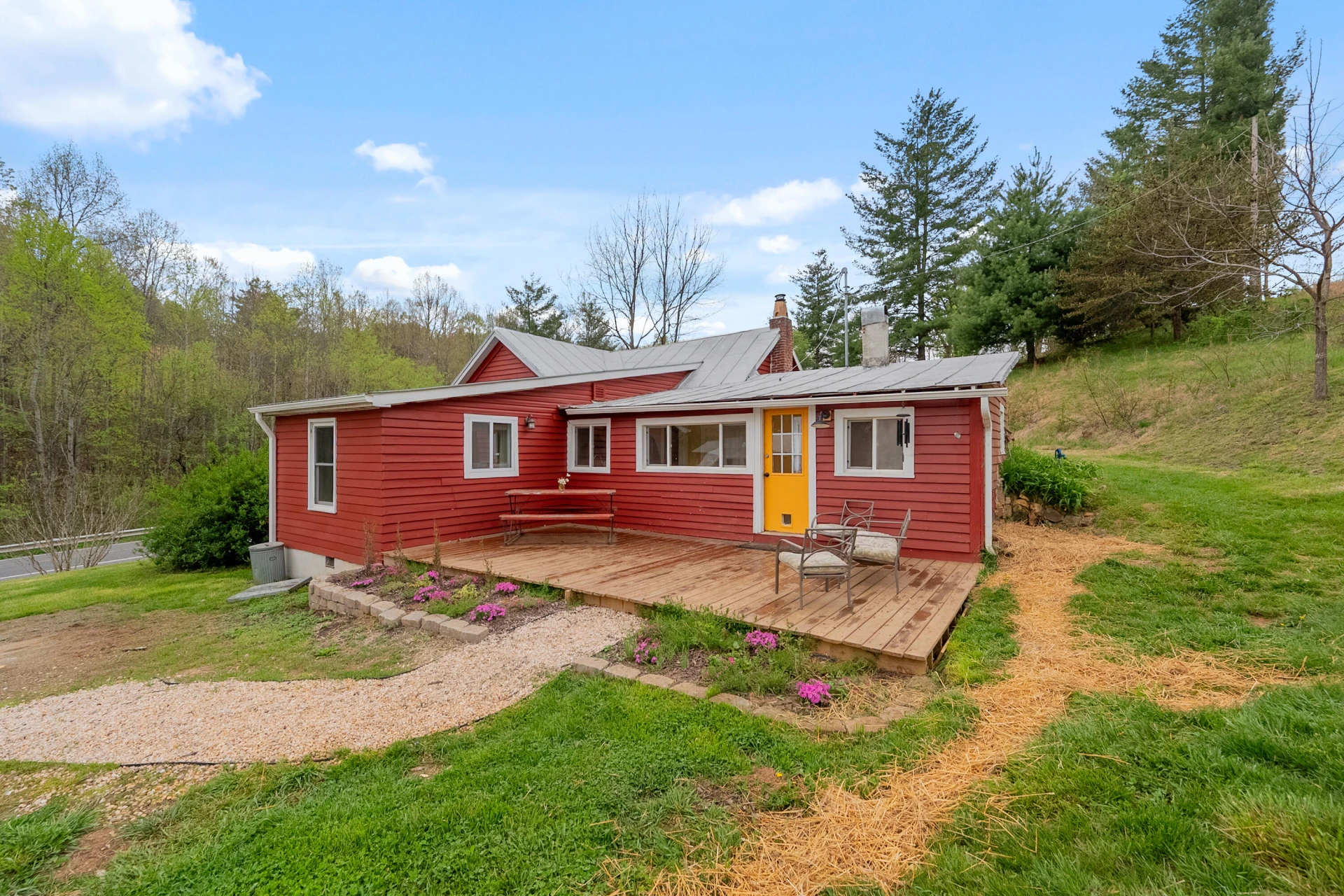 860 Floyd HWY - Photo 6