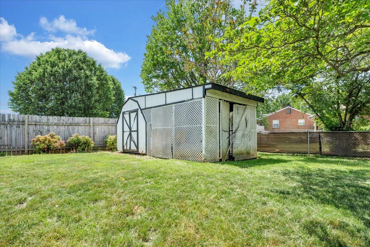 419 Houston AVE - Photo 33