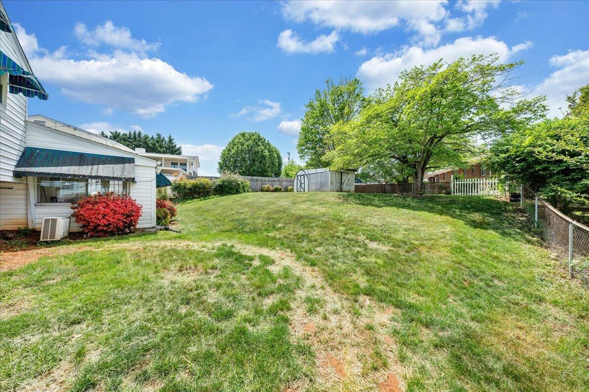 419 Houston AVE - Photo 37