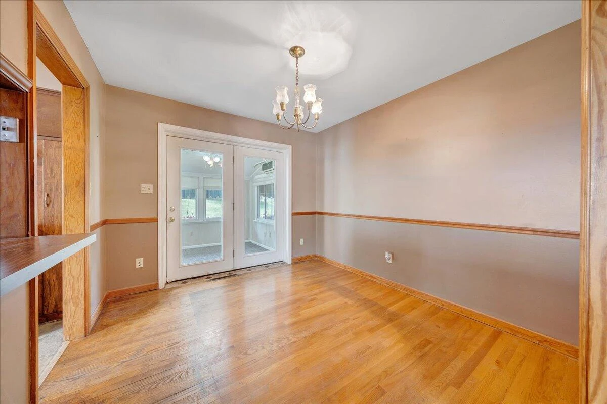 419 Houston AVE - Photo 8