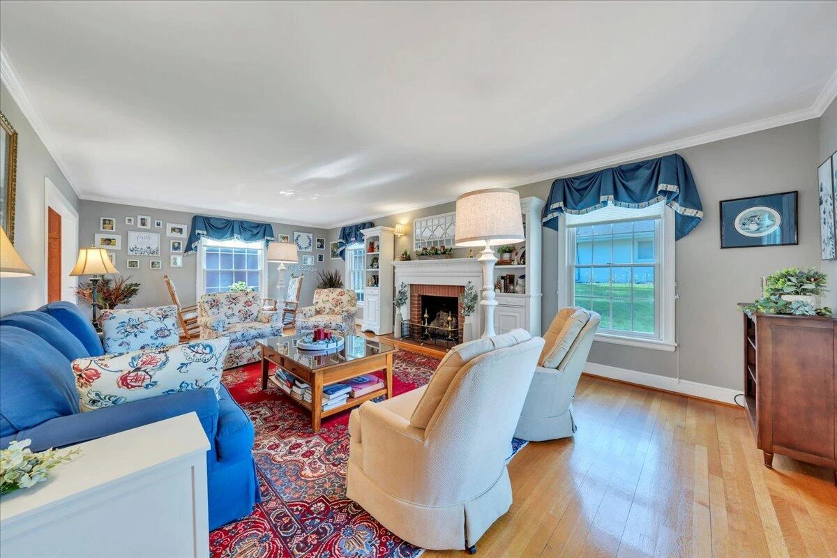 3964 Winding Way RD - Photo 16