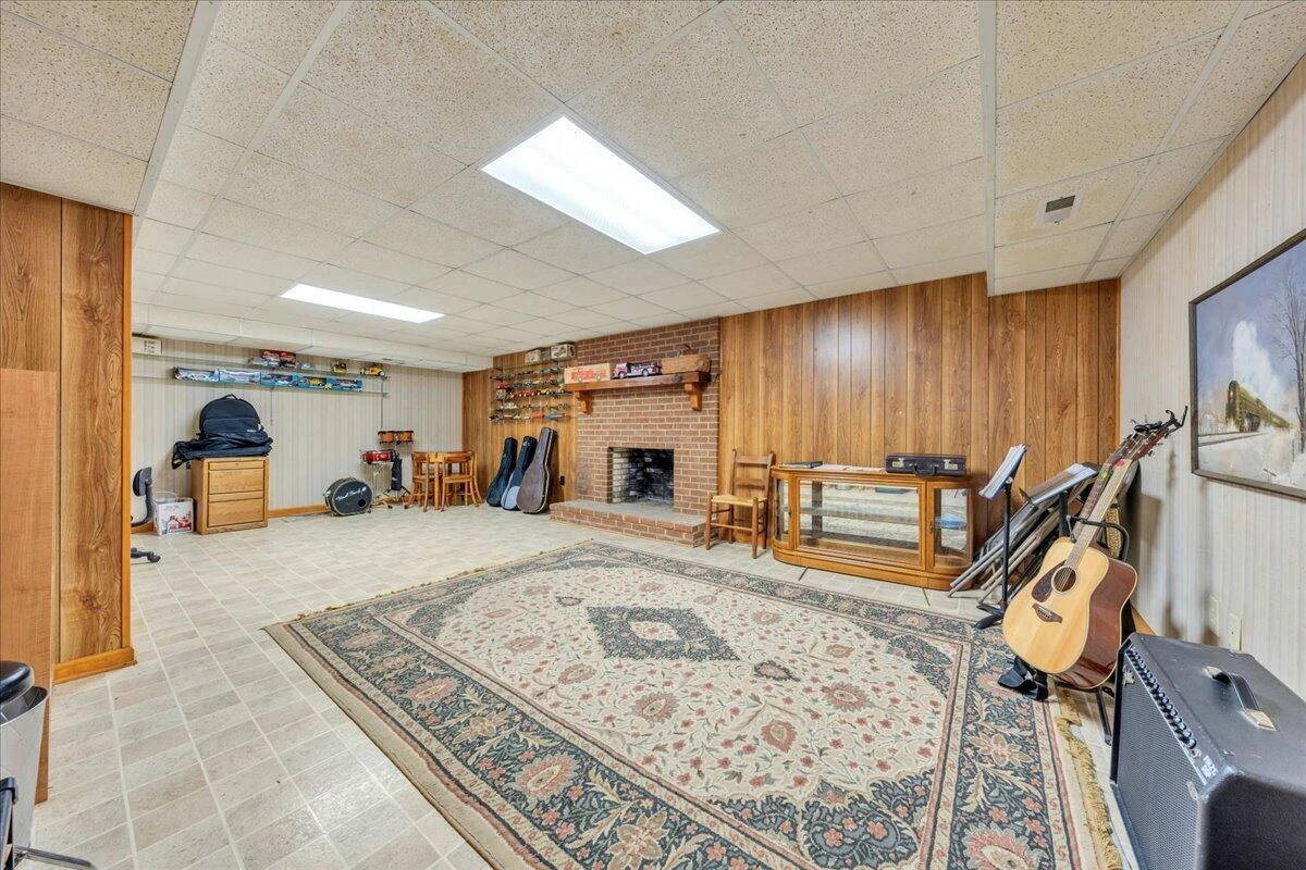 3964 Winding Way RD - Photo 45