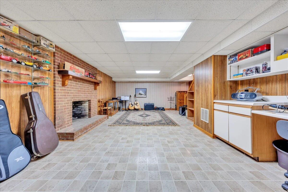 3964 Winding Way RD - Photo 47