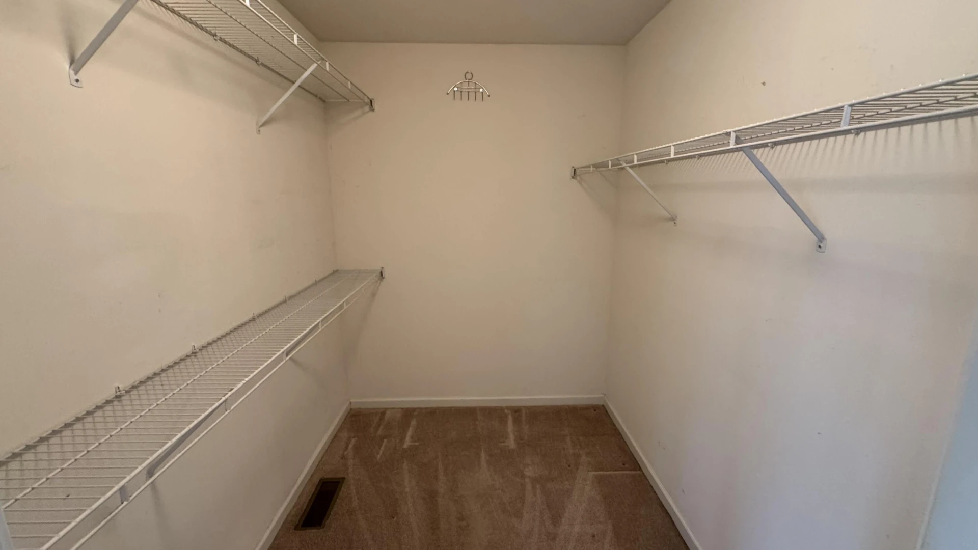 4186 White Oak DR - Photo 10