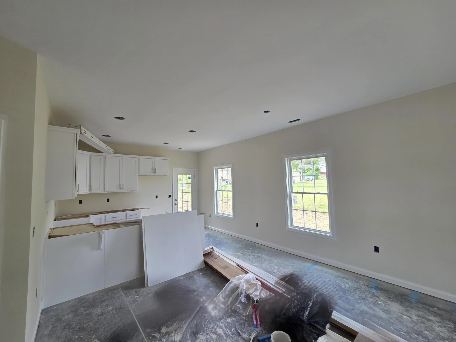 602 Seventeenth ST - Photo 9