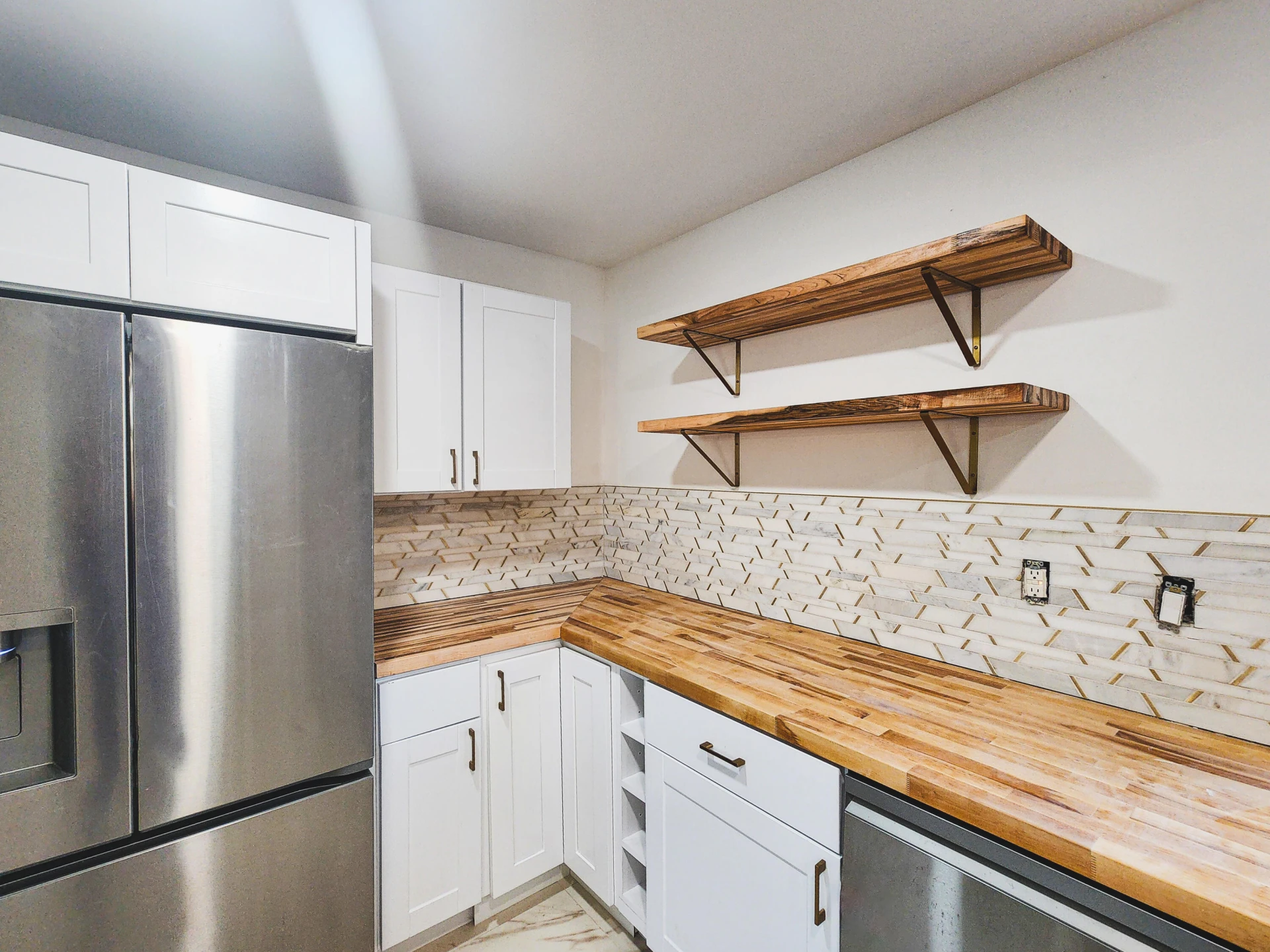 513 Brentwood DR - Photo 6