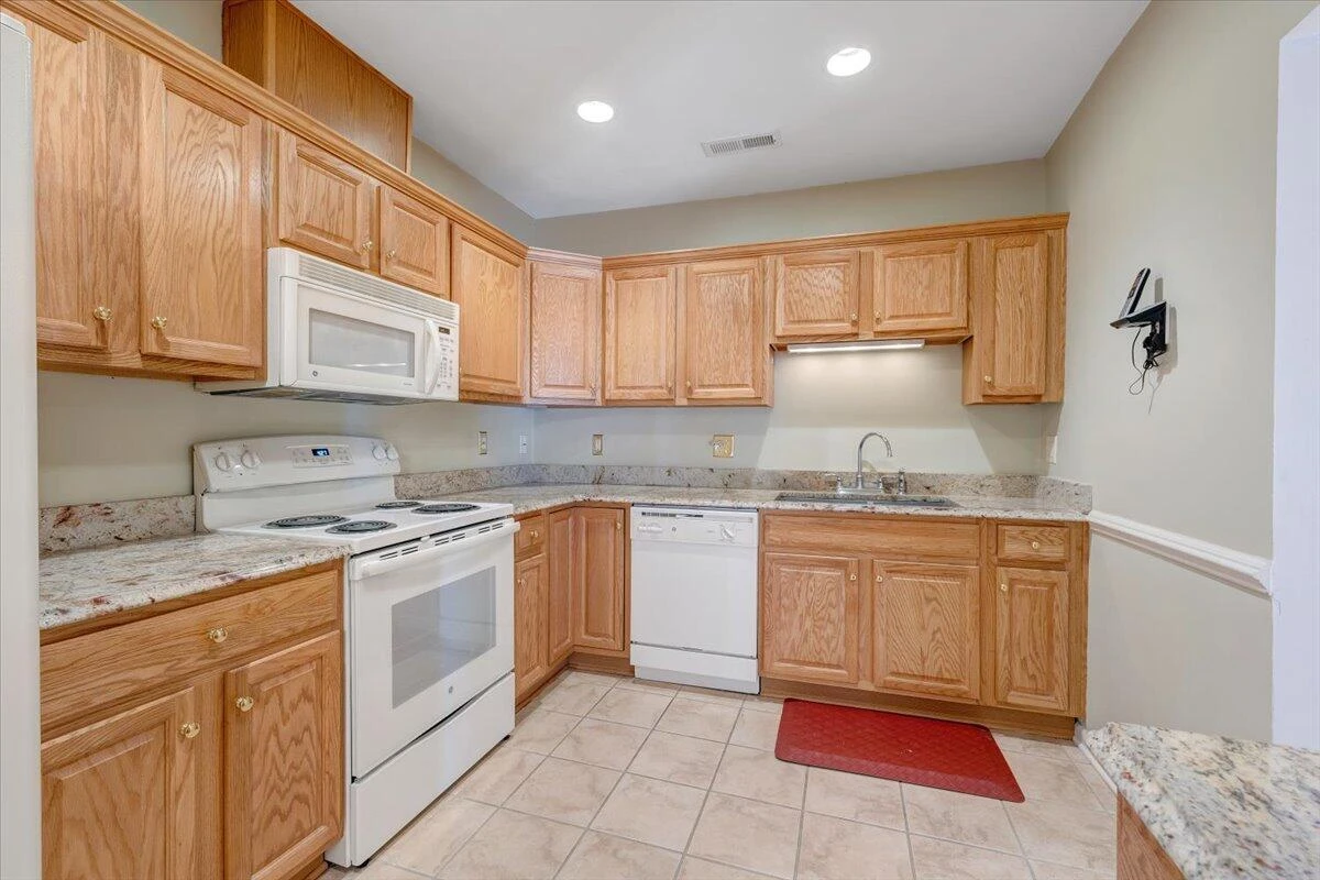 4448 Pheasant Ridge RD #307 - Photo 10