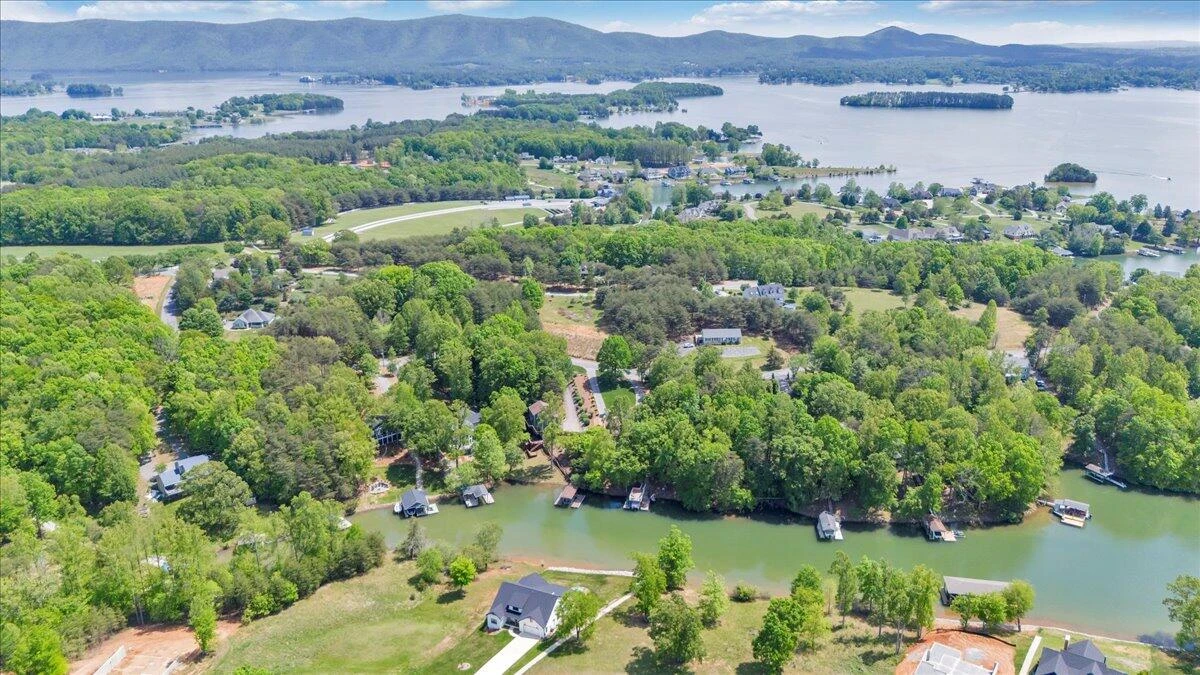 208 Buck Run DR - Photo 104