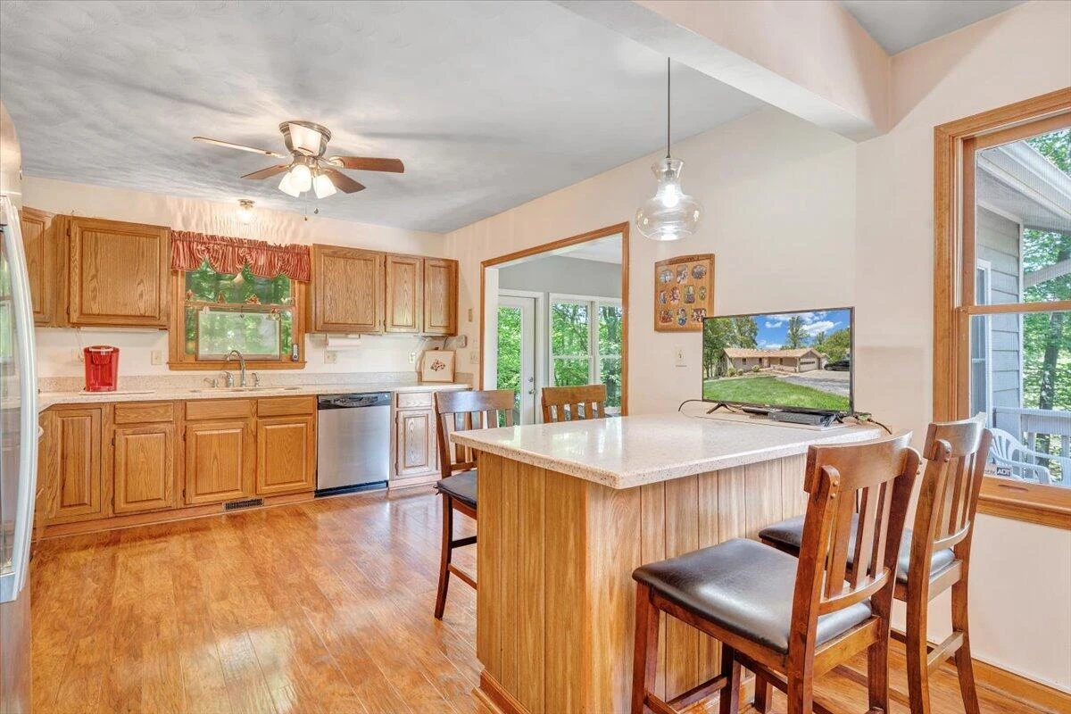 208 Buck Run DR - Photo 24