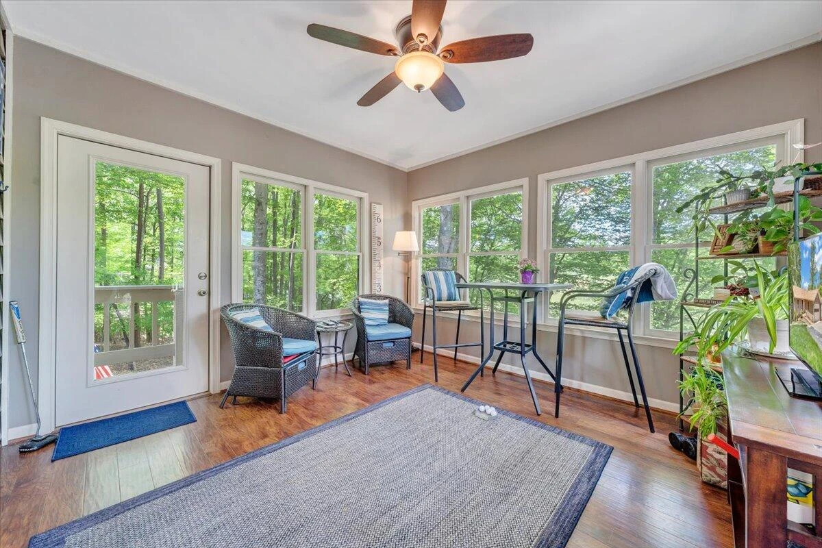 208 Buck Run DR - Photo 32
