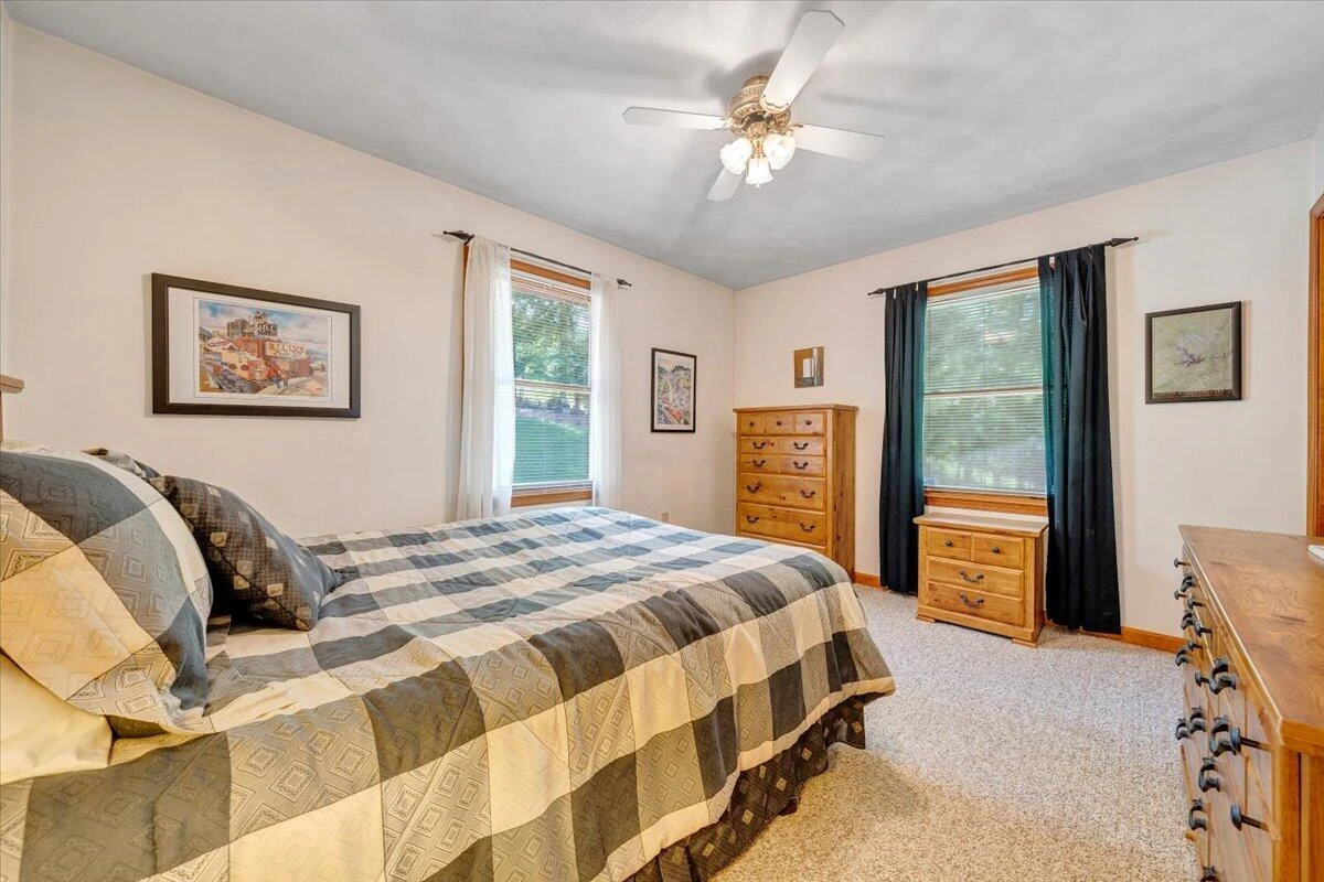 208 Buck Run DR - Photo 42