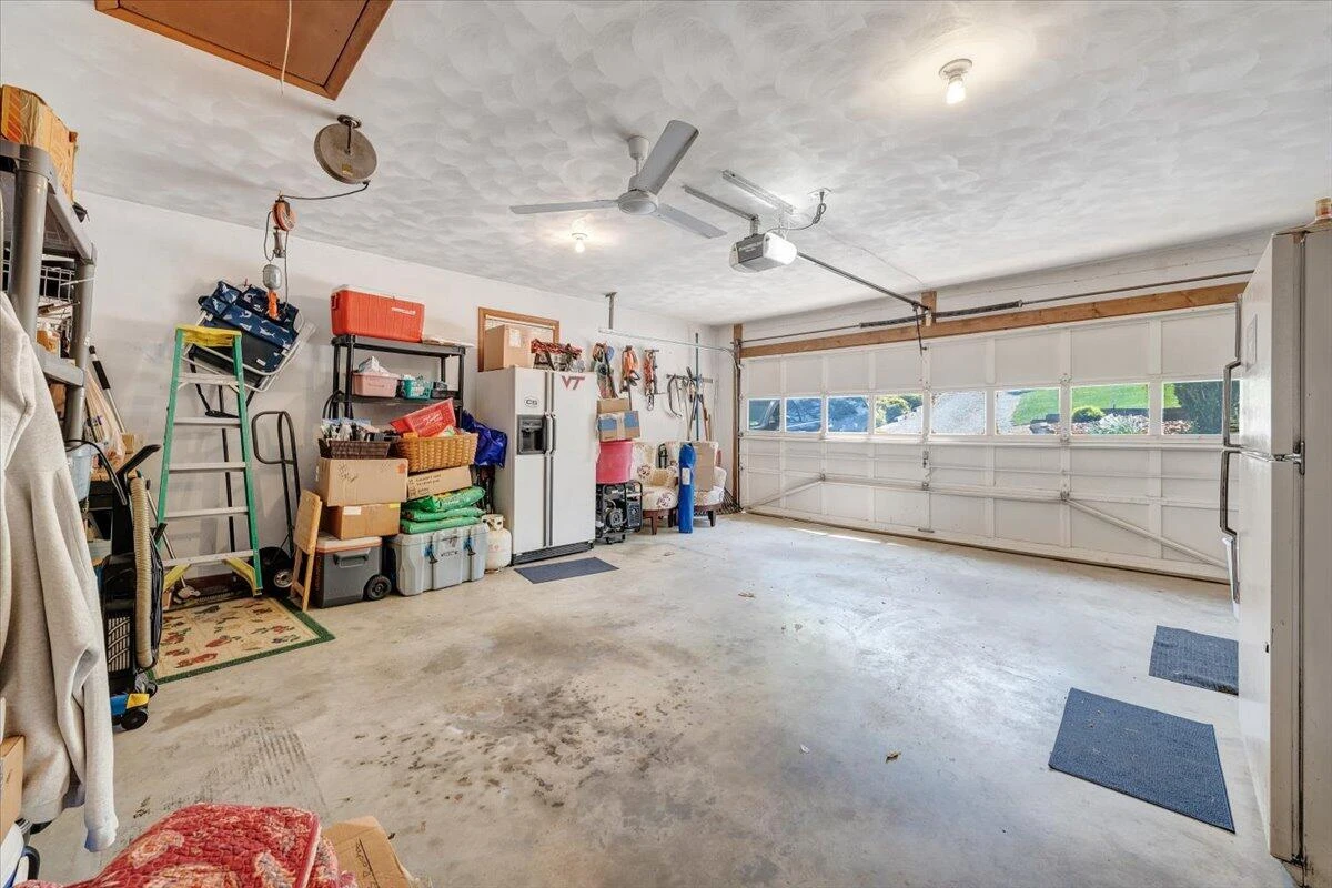 208 Buck Run DR - Photo 57