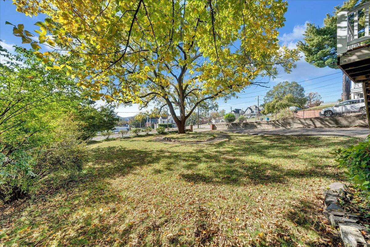18 Mountain AVE - Photo 21