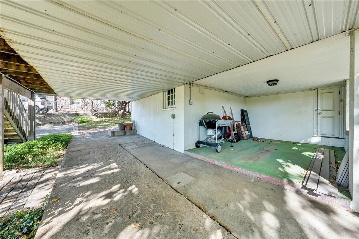 18 Mountain AVE - Photo 22