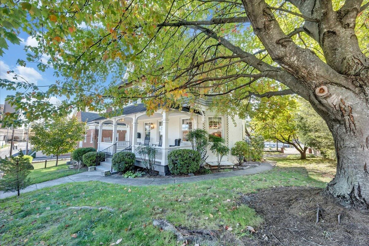 18 Mountain AVE - Photo 27