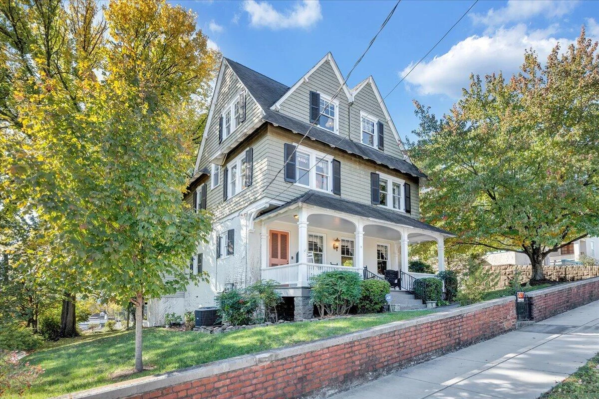 18 Mountain AVE - Photo 28