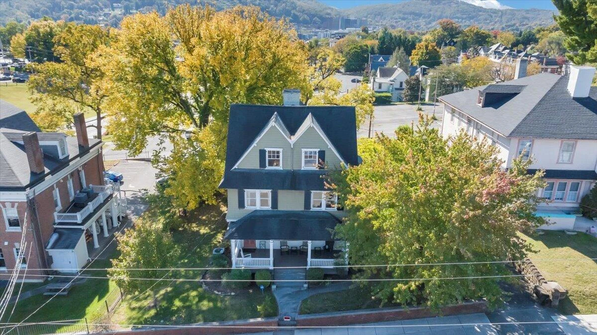 18 Mountain AVE - Photo 30
