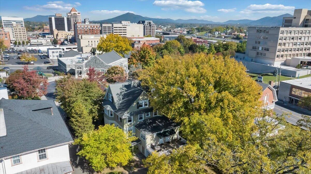 18 Mountain AVE - Photo 43