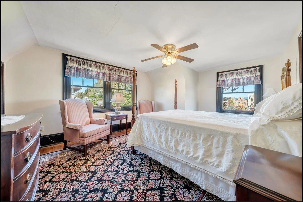 18 Mountain AVE - Photo 79