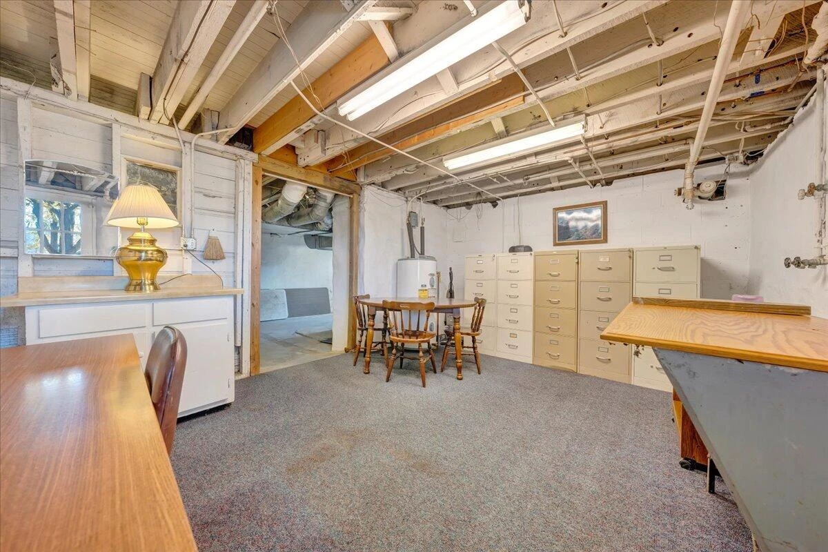 18 Mountain AVE - Photo 85