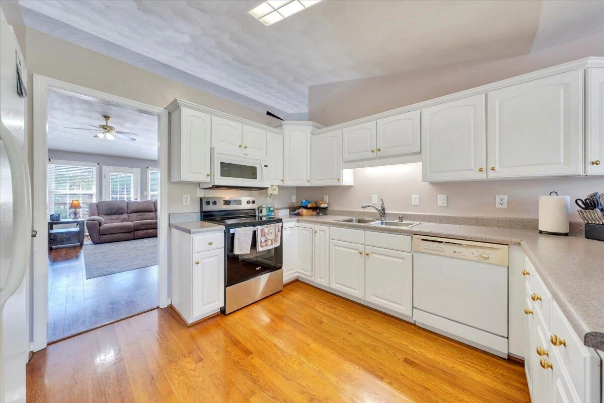3609 CARSON RD - Photo 12